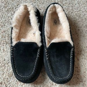 UGG ANSLEY WOMAN SLIPPERS SIZE 9